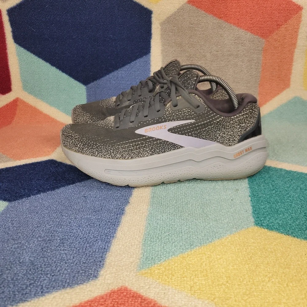 Brooks Ghost Max 2 Running Shoes Womens Grey Lavender‎ Performance Sneakers